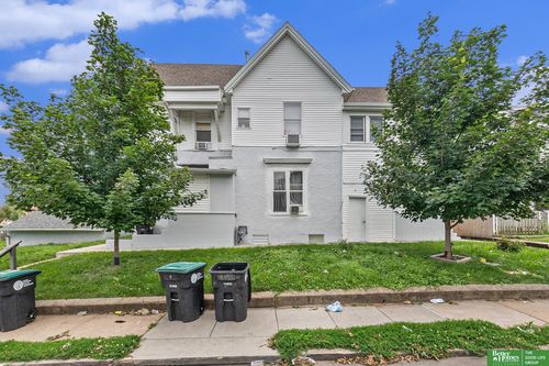 2501 Poppleton Ave, Omaha, NE, 68105-2666 | Card Image