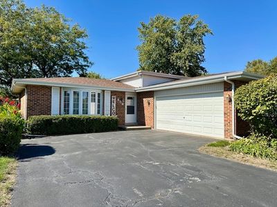 456 S Division Street, House other with 3 bedrooms, 2 bathrooms and 2 parking in Peotone IL | Image 1