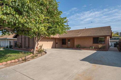 752 Fillmore St, SANTA PAULA, CA, 93060-2415 | Card Image