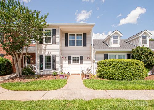 10945 Winterbourne Ct, Charlotte, NC, 28277-8858 | Card Image