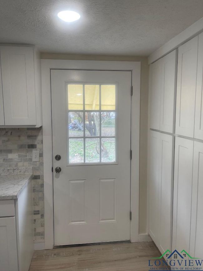 338 E Peters St, House other with 3 bedrooms, 2 bathrooms and null parking in De Kalb TX | Image 20