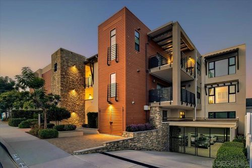 301-3128 Canon St, San Diego, CA, 92106-2690 | Card Image