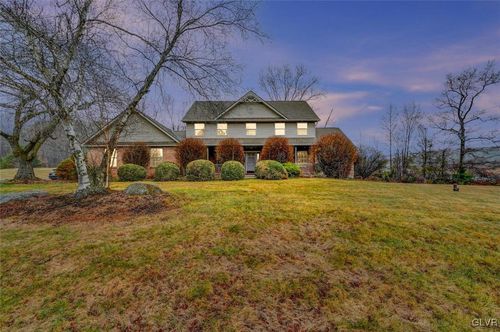 2227 Barney Ln, Effort, PA, 18330-8110 | Card Image