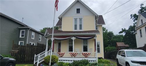 323 Church St, Lockport, NY, 14094-2218 | Card Image