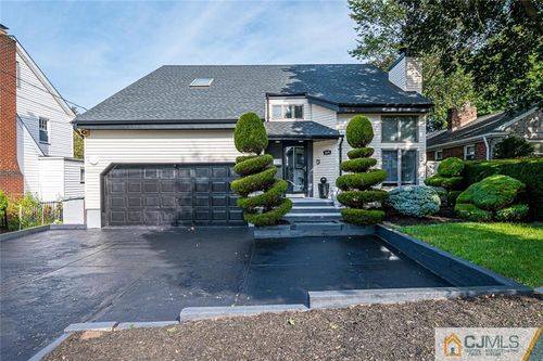 369 Rochelle Ave, Rochelle Park, NJ, 07662-3813 | Card Image