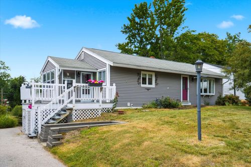 176 Portsmouth Ave, Manchester, NH, 03109-4432 | Card Image
