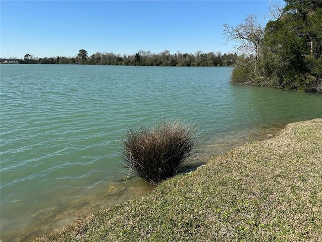 Private Lake | Image 9