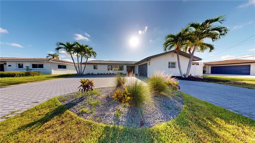 12125 5th St E, TREASURE ISLAND, FL, 33706-2905 | Card Image