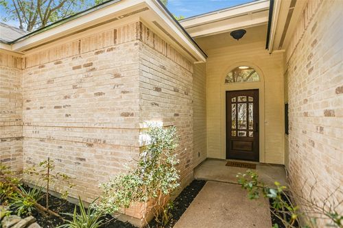 apt-b-243 Mooring Cir, Lakeway, TX, 78734-4085 | Card Image