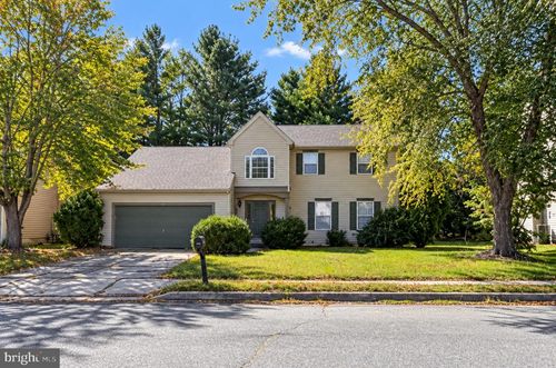 214 Northdown Dr, DOVER, DE, 19904-9756 | Card Image