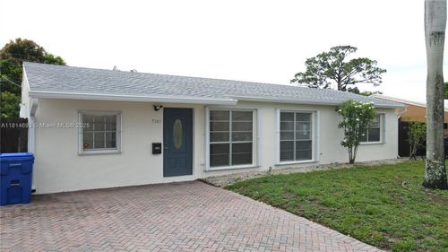 7141 Hope St, Hollywood, FL, 33024-3714 | Card Image