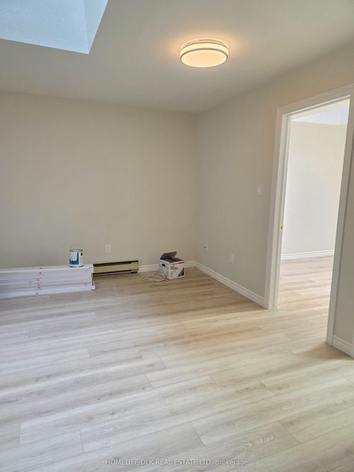 3-180 King St E, Gananoque, ON, K7G1G2 | Card Image