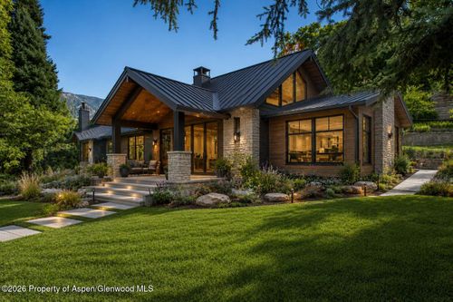 1122 Blake Ave, Glenwood Springs, CO, 81601-3916 | Card Image