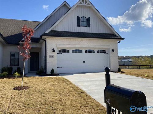 440 Legend Oak Way Sw, Huntsville, AL, 35824-4132 | Card Image