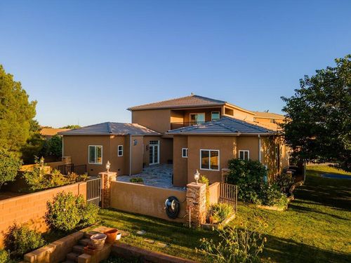 1021 Churrea Dr, Washington, UT, 84780-8275 | Card Image