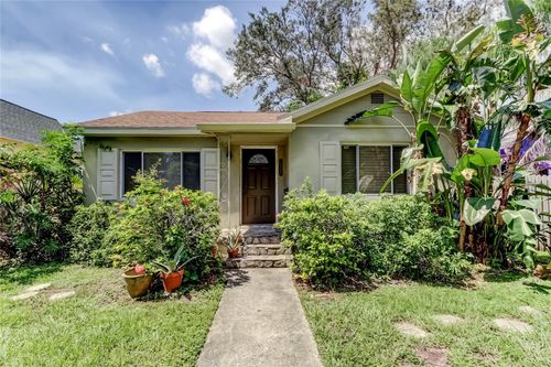 1211 16th Ave N, St Petersburg, FL, 33704-4025 | Card Image