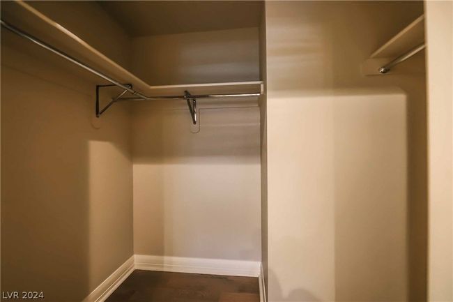 UNIT-1117 - 150 Las Vegas Blvd N, Condo with 3 bedrooms, 3 bathrooms and null parking in Las Vegas NV | Image 9