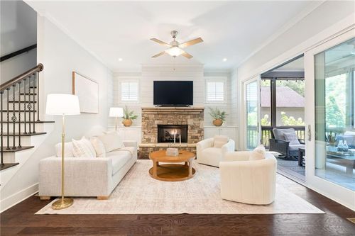 5963 Bond St, Cumming, GA, 30040-0200 | Card Image