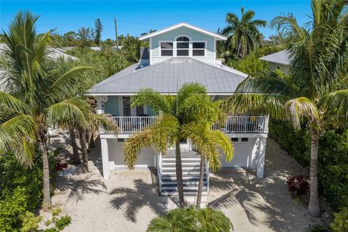 510 Magnolia Ave, ANNA MARIA, FL, 34216 | Card Image