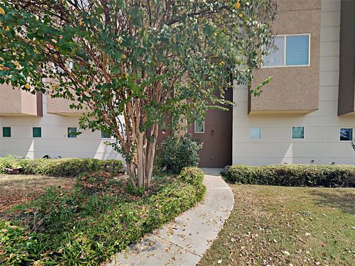1508 Hope St, Dallas, TX, 75206-8460 | Card Image
