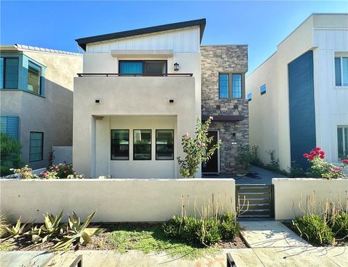 231 Sawbuck, Irvine, CA, 92618-1422 | Card Image