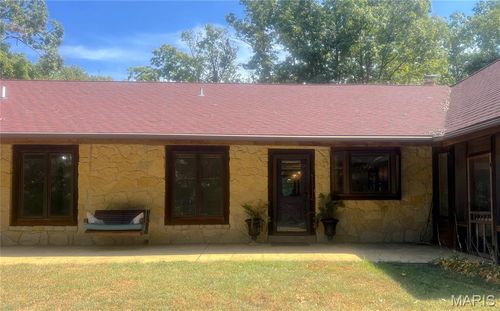 64 High Trails Dr, Eureka, MO, 63025-3556 | Card Image