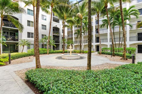 2107-1660 Renaissance Commons Blvd, Boynton Beach, FL, 33426-7200 | Card Image