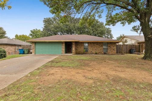 2930 Kimberly Drive, Grapevine, TX, 76051 | Card Image