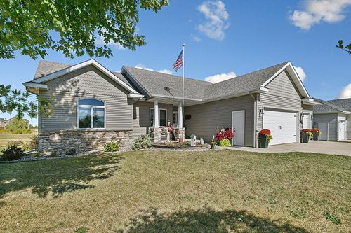 1610 Gray Fox Drive Ne, Owatonna, MN, 55060 | Card Image