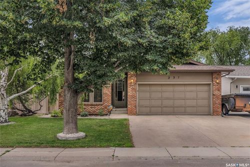 231 Benesh Cres, Saskatoon, SK, S7K6L5 | Card Image