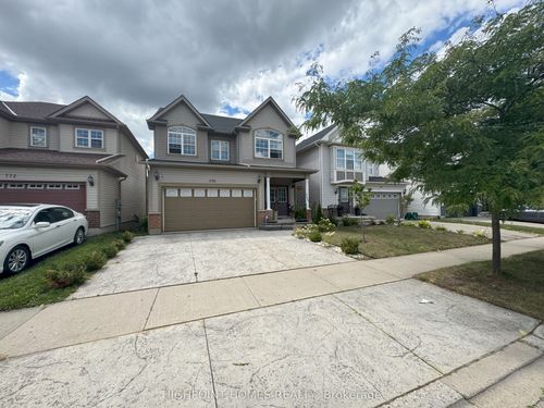 room-3-770 Brandenburg Blvd, Waterloo, ON, N2T2X1 | Card Image