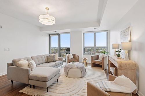 apt-2107-929 Portland Ave, Minneapolis, MN, 55404-1274 | Card Image