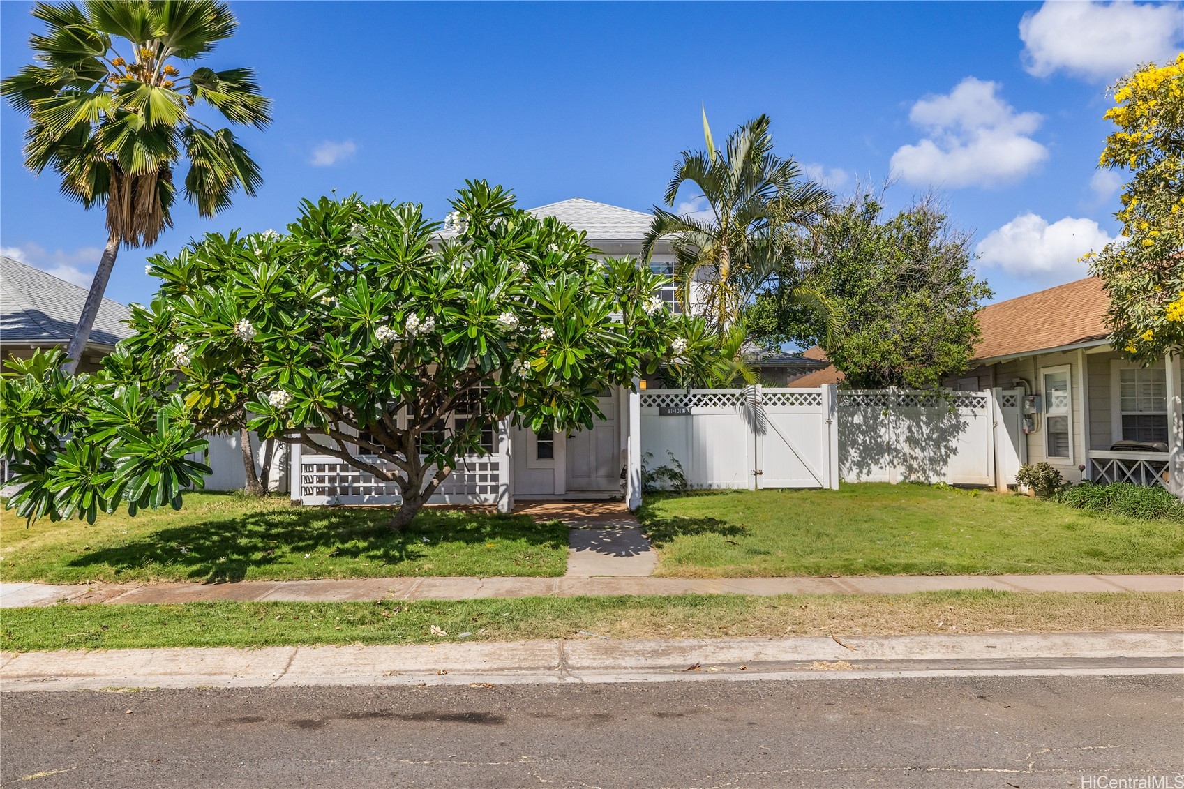 Hiluhilu St, Kapolei, HI 96707 #1