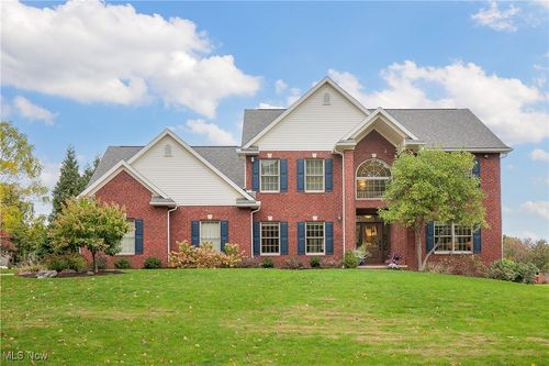 2866 Carie Hill Cir Nw, Massillon, OH, 44646-2372 | Card Image