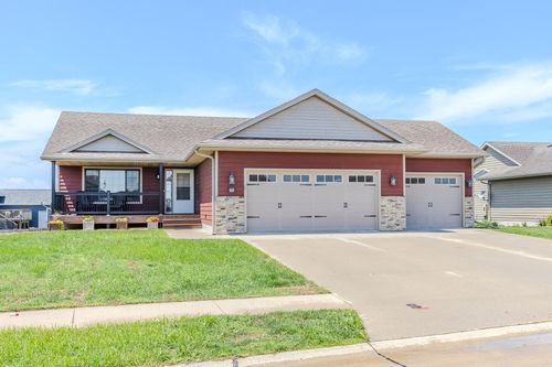 3714 Keystone Circle, Spirit Lake, IA, 51360 | Card Image