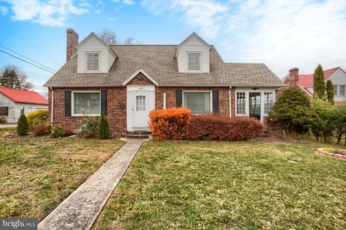 107 E Main St, ELIZABETHVILLE, PA, 17023-8644 | Card Image