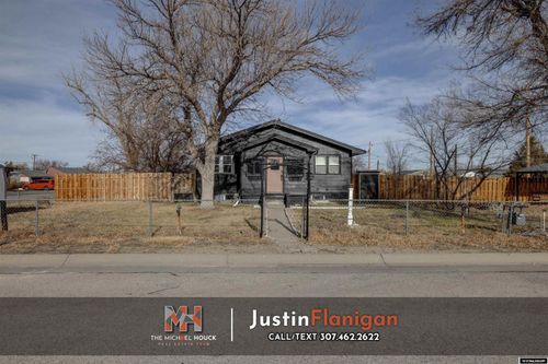 780 1st, Evansville, WY, 82636 | Card Image