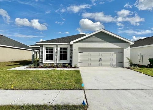 35255 Crescent Creek Dr, Zephyrhills, FL, 33541-2947 | Card Image