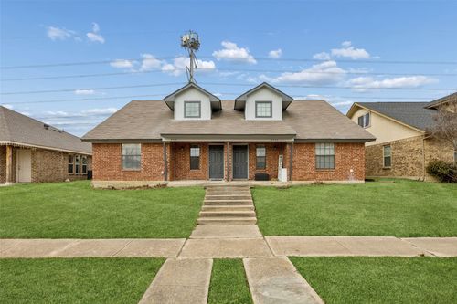 2726 Sherry St, Arlington, TX, 76014-1765 | Card Image