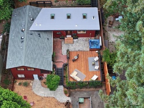 14664 Rio Nido Rd, Guerneville, CA, 95446-9537 | Card Image