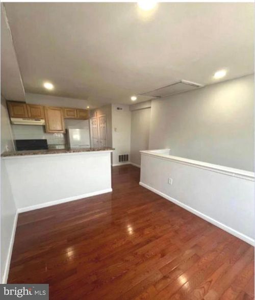 826 Washington Ave, PHILADELPHIA, PA, 19147-4744 | Card Image