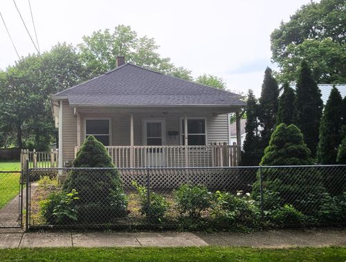715 Lum Ave, Kalamazoo, MI, 49048-2140 | Card Image