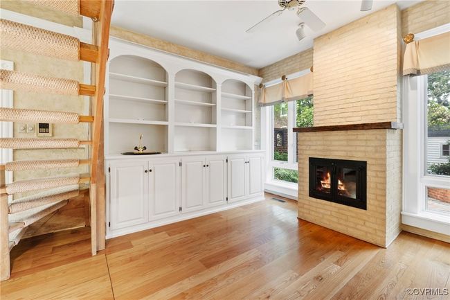 Morning Room off Kitchen overlooks back Terrace | Image 24