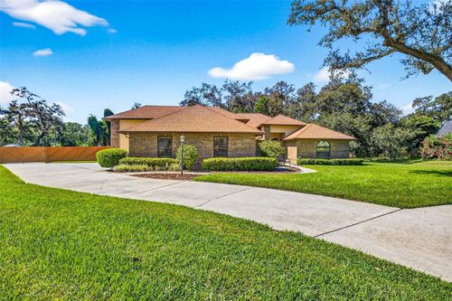 2401 Natures Ct, Valrico, FL, 33596-5774 | Card Image