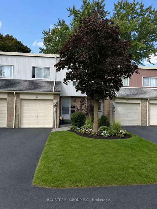 44 Woody Vine Way, North York, ON, M2J4H6 | Card Image