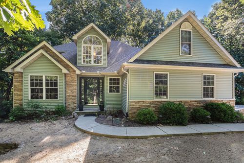 5477 Fairview St, Stevensville, MI, 49127-1078 | Card Image