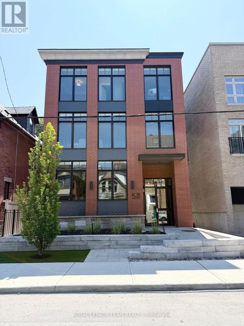 2-58 Florence St, Ottawa, ON, K2P0W7 | Card Image