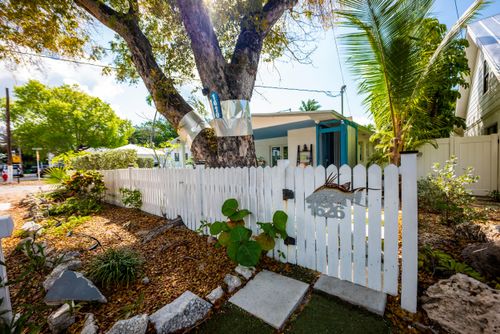 1626 Von Phister St, Key West, FL, 33040-4941 | Card Image