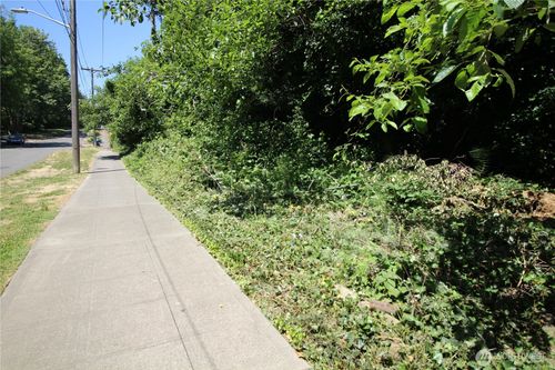 2931 S Brandon Street, Seattle, WA, 98108 | Card Image