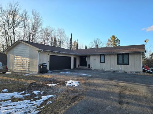 312 Shorewood Dr, International Falls, MN, 56649-2109 | Card Image